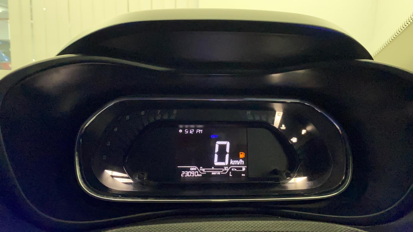 2022 Tata NEXON XZ PETROL, Petrol, Manual, 23,082 km, Odometer Image