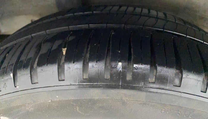 2017 Honda Jazz 1.2L I-VTEC SV, Petrol, Manual, 86,083 km, Right Rear Tyre Tread