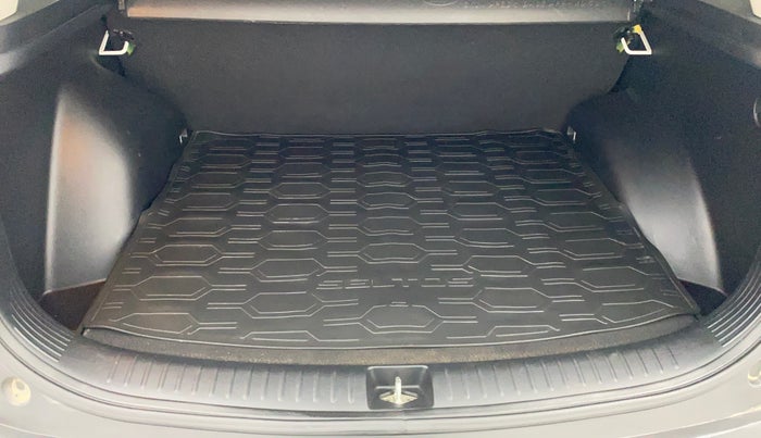 2021 KIA SELTOS HTK PLUS AT 1.5 DIESEL, Diesel, Automatic, 23,834 km, Boot Inside