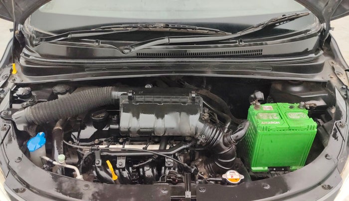 2013 Hyundai i10 MAGNA 1.2, Petrol, Manual, 1,04,045 km, Engine View