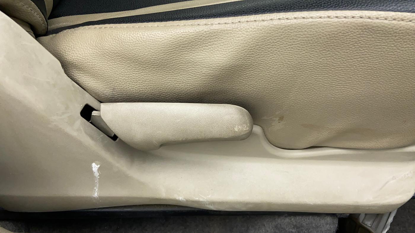 2018 Maruti Celerio ZXI, Petrol, Manual, 42,071 km, Driver Side Adjustment Panel