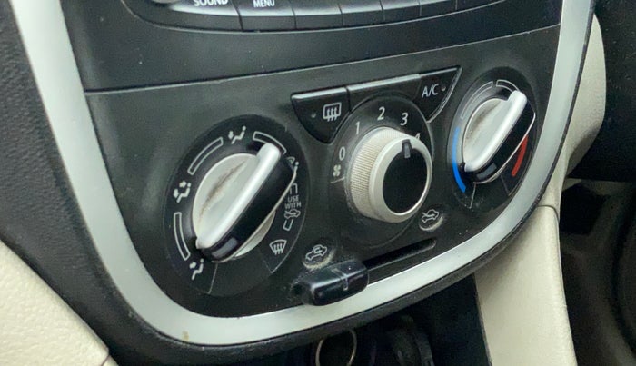 2018 Maruti Celerio ZXI, Petrol, Manual, 42,071 km, AC Unit - Directional switch has minor damage