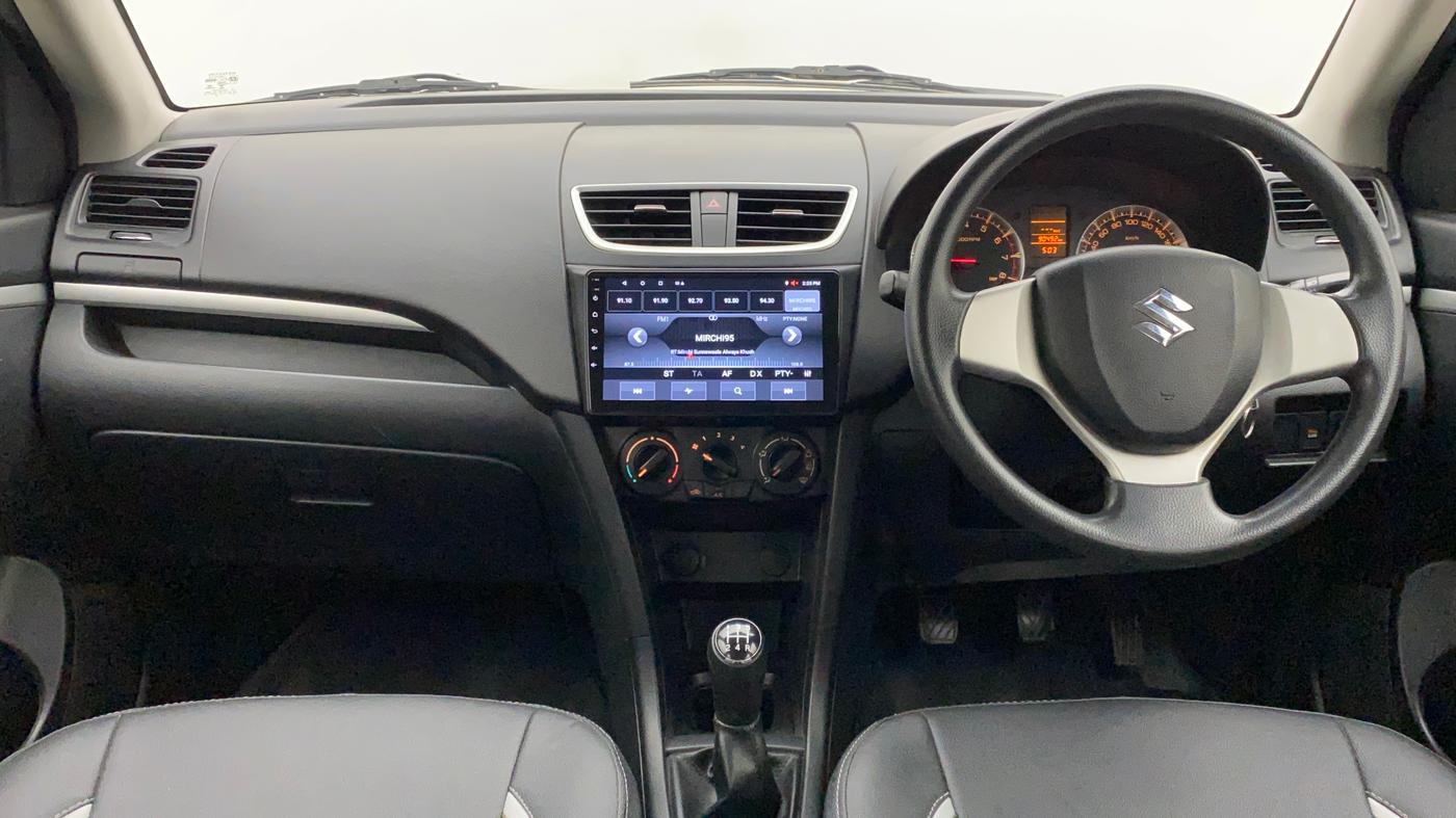 2014 Maruti Swift VXI, Petrol, Manual, 90,492 km, Dashboard