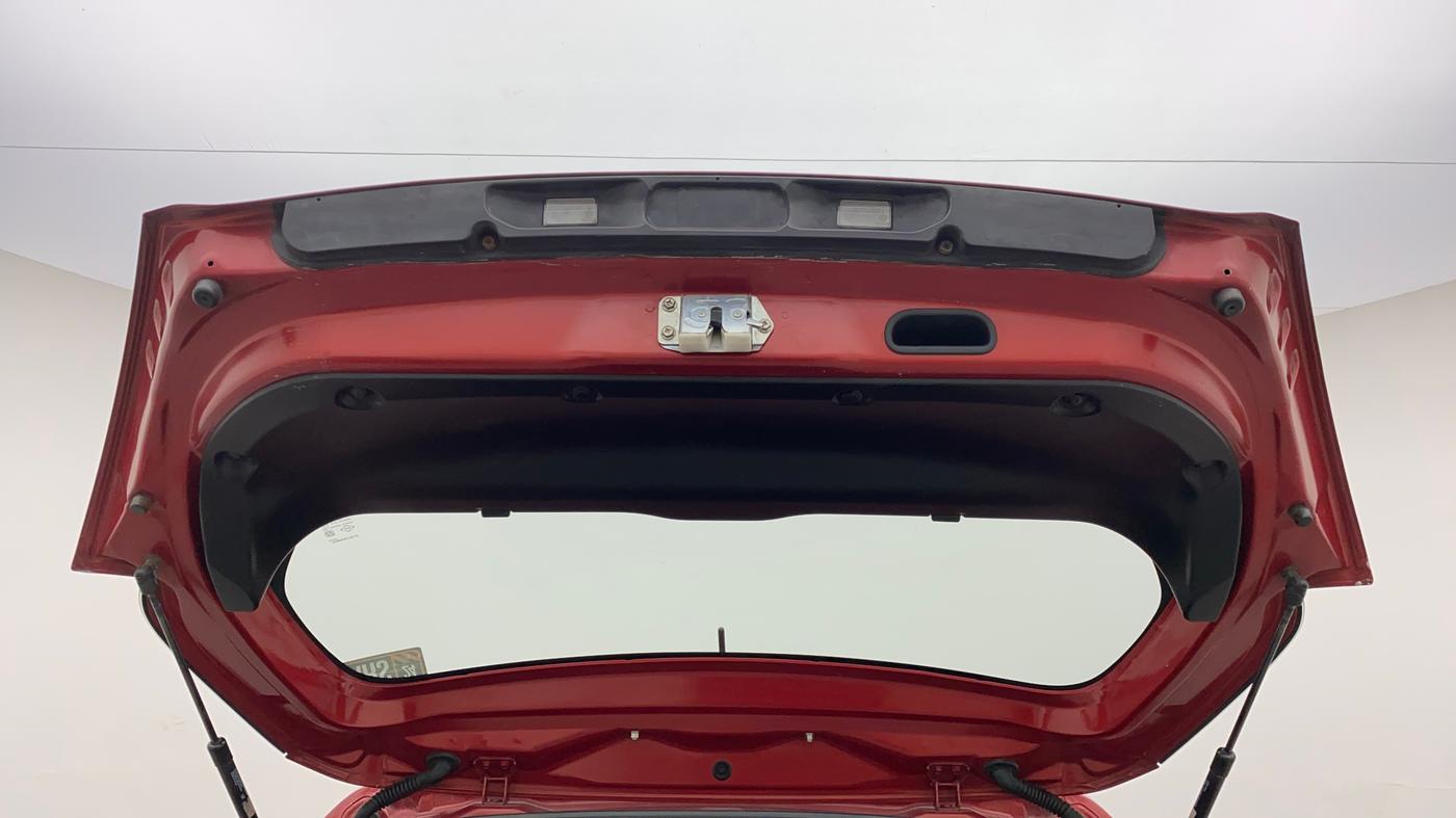 2014 Maruti Swift VXI, Petrol, Manual, 90,492 km, Boot Door Open