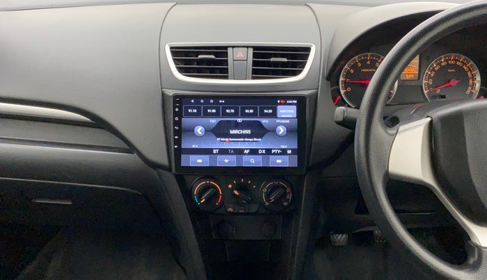 2014 Maruti Swift VXI, Petrol, Manual, 90,492 km, Air Conditioner