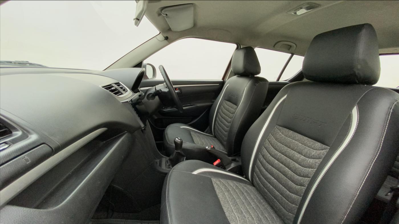 2014 Maruti Swift VXI, Petrol, Manual, 90,492 km, Right Side Front Door Cabin