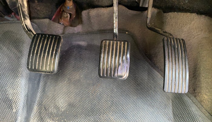 2012 Hyundai i10 MAGNA 1.1, Petrol, Manual, 92,905 km, Pedals