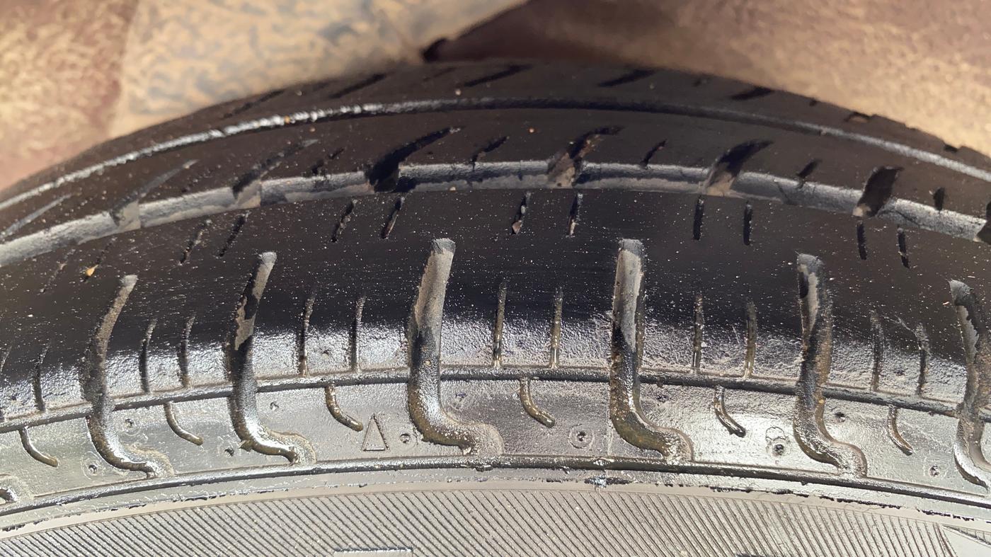 2012 Hyundai i10 MAGNA 1.1, Petrol, Manual, 92,876 km, Left Rear Tyre Tread