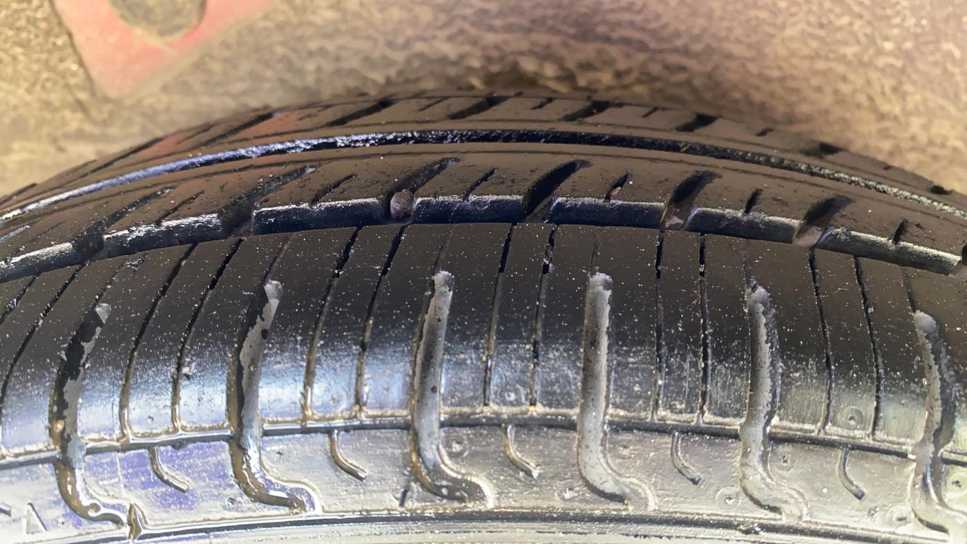 2012 Hyundai i10 MAGNA 1.1, Petrol, Manual, 92,876 km, Right Rear Tyre Tread