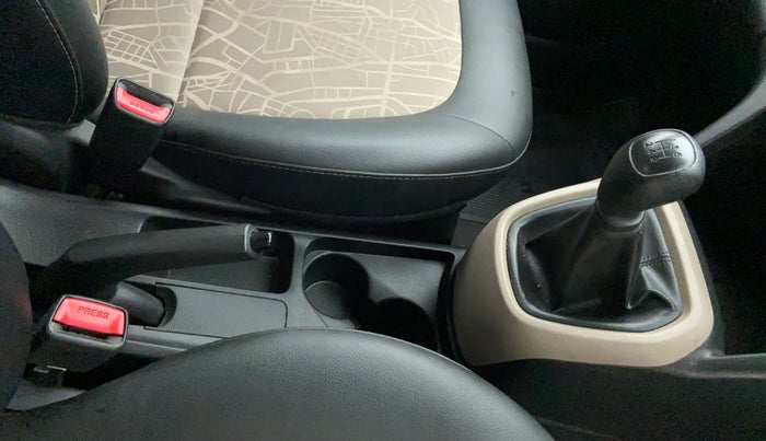 2013 Hyundai Grand i10 MAGNA 1.2 VTVT, Petrol, Manual, 44,113 km, Gear Lever