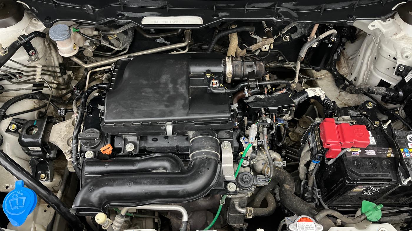 2023 Maruti BREZZA VXI SMART HYBRID, Petrol, Manual, 50,451 km, Engine View