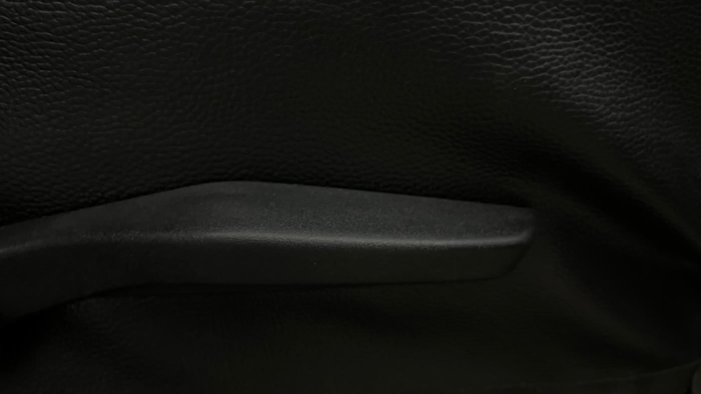 2023 Maruti BREZZA VXI SMART HYBRID, Petrol, Manual, 50,451 km, Driver Side Adjustment Panel