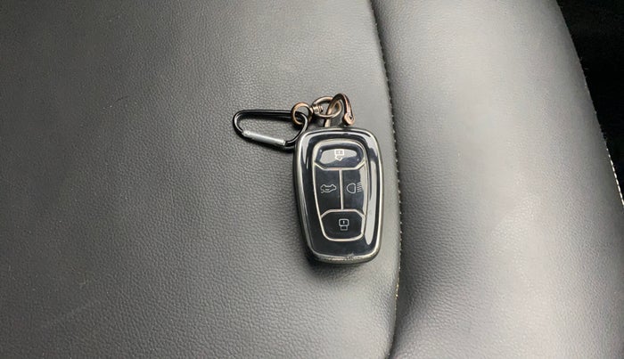 2019 Tata NEXON XZA PLUS PETROL, Petrol, Automatic, 99,614 km, Key Close Up