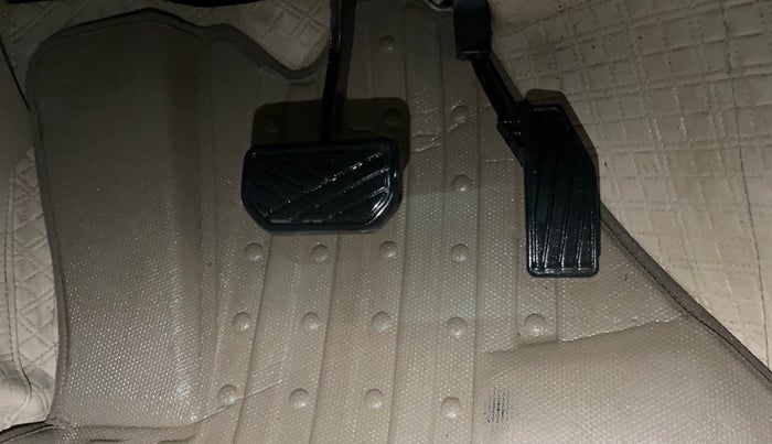 2017 Maruti Dzire VXI AMT, Petrol, Automatic, 30,924 km, Pedals