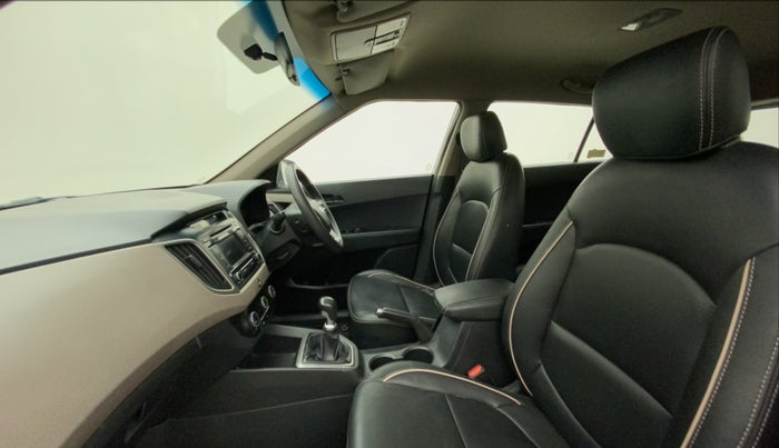 2016 Hyundai Creta E PLUS 1.6 PETROL, Petrol, Manual, 83,184 km, Right Side Front Door Cabin
