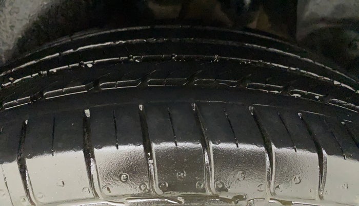2016 Hyundai Creta E PLUS 1.6 PETROL, Petrol, Manual, 83,184 km, Left Rear Tyre Tread