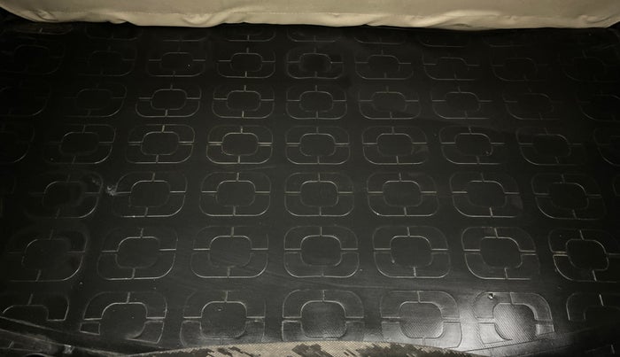 2015 Maruti Alto K10 VXI, Petrol, Manual, 25,462 km, Boot Inside