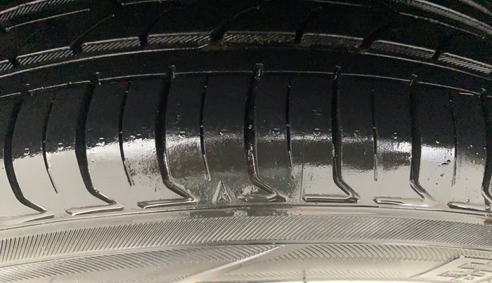 2016 Volkswagen Ameo HIGHLINE DSG 1.5 DIESEL , Diesel, Automatic, 64,960 km, Right Rear Tyre Tread