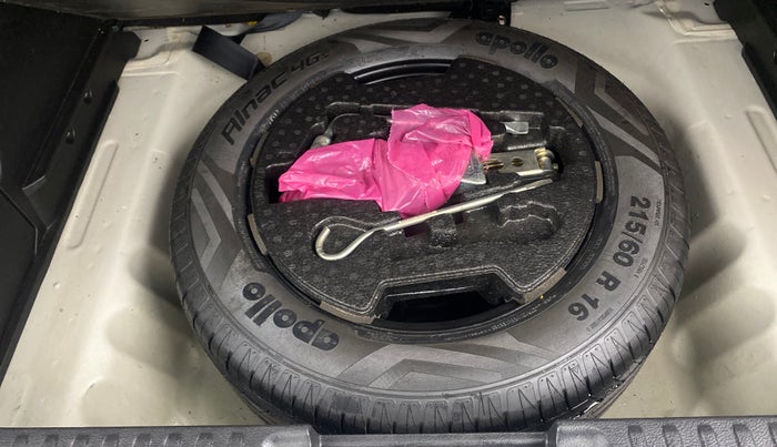 2021 Toyota URBAN CRUISER HIGH GRADE AT, Petrol, Automatic, 60,602 km, Spare Tyre