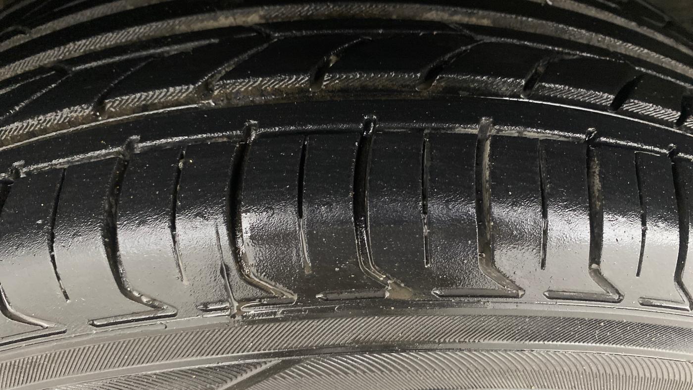 2021 Toyota URBAN CRUISER HIGH GRADE AT, Petrol, Automatic, 60,602 km, Left Front Tyre Tread