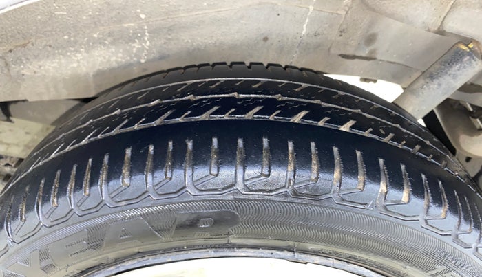 2014 Maruti Wagon R 1.0 VXI, Petrol, Manual, 70,406 km, Left Rear Tyre Tread
