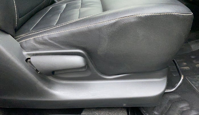 2015 Maruti Swift LDI BS IV, Diesel, Manual, 45,654 km, Driver Side Adjustment Panel