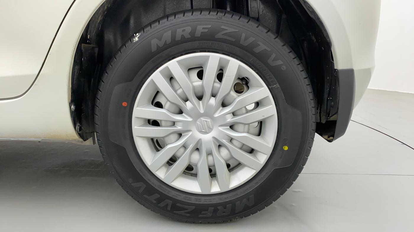 2015 Maruti Swift LDI BS IV, Diesel, Manual, 45,654 km, Left Rear Wheel