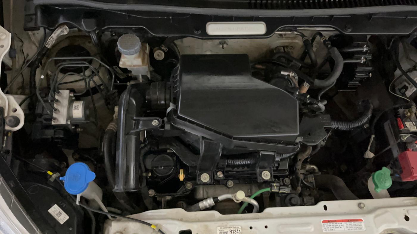 2023 Maruti Alto K10 VXI, Petrol, Manual, 35,576 km, Engine View - Right