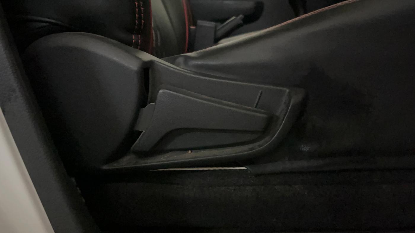 2023 Maruti Alto K10 VXI, Petrol, Manual, 35,576 km, Driver Side Adjustment Panel
