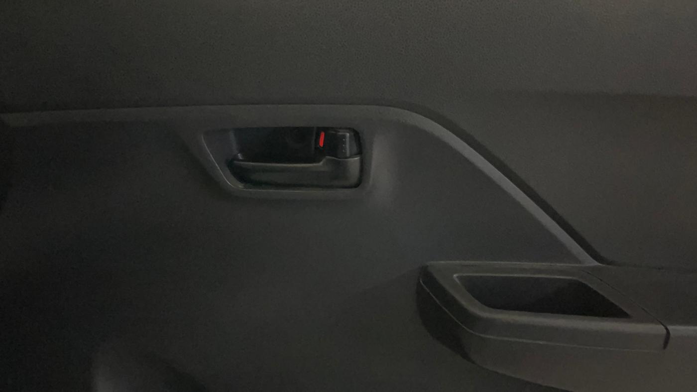 2023 Maruti Alto K10 VXI, Petrol, Manual, 35,576 km, Driver Side Door Panels Control