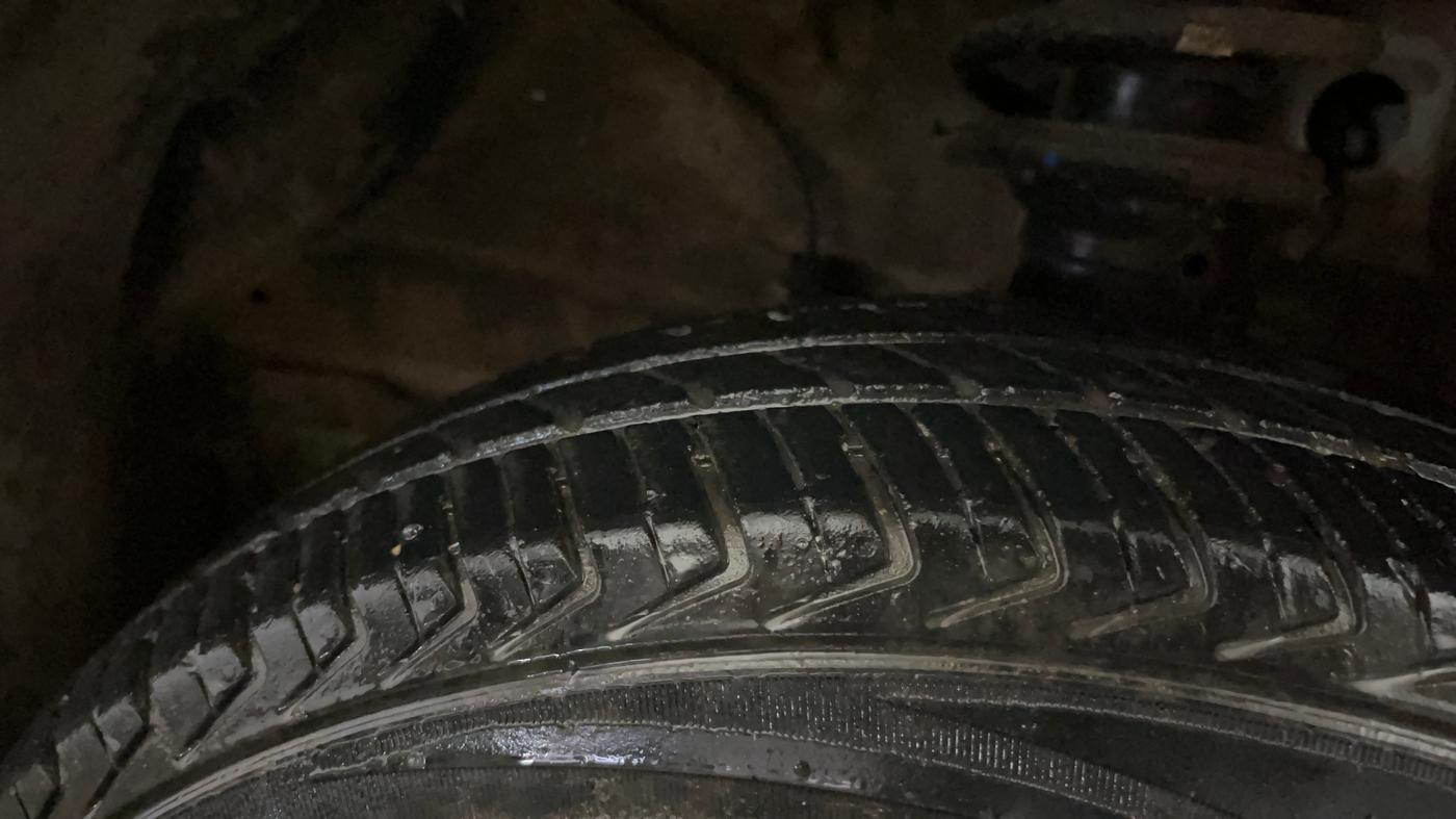 2023 Maruti Alto K10 VXI, Petrol, Manual, 35,576 km, Left Front Tyre Tread
