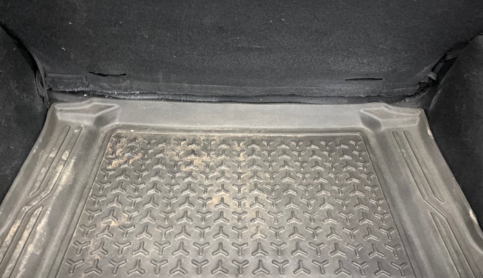 2023 Tata ALTROZ XMA Plus (S) DCT, Petrol, Automatic, 25,446 km, Boot Inside