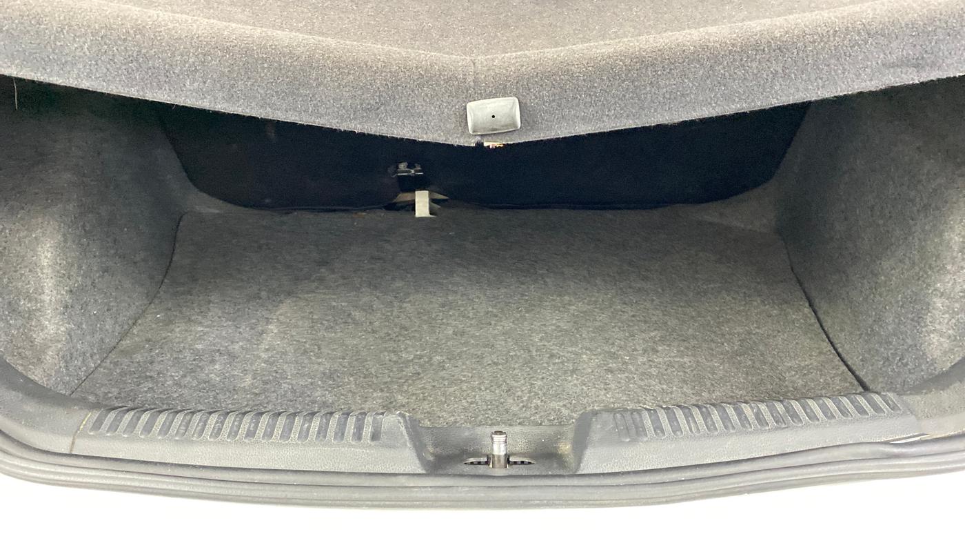 2014 Volkswagen Polo HIGHLINE1.2L, Petrol, Manual, 70,929 km, Boot Inside
