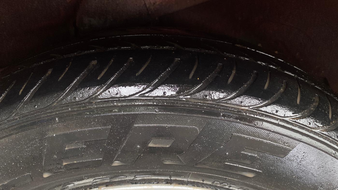 2013 Hyundai i10 SPORTZ 1.2, Petrol, Manual, 29,491 km, Left Rear Tyre Tread