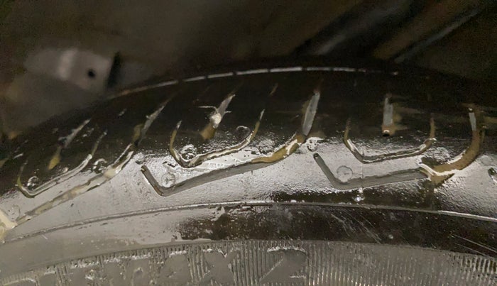 2017 Honda City 1.5L I-VTEC VX CVT, Petrol, Automatic, 1,20,032 km, Left Rear Tyre Tread