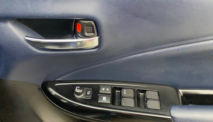 2023 Maruti Baleno ZETA PETROL 1.2, Petrol, Manual, 14,915 km, Driver Side Door Panels Control
