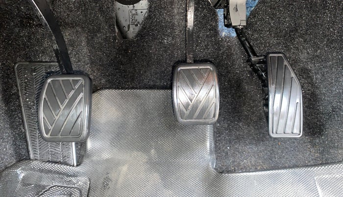 2023 Maruti Baleno ZETA PETROL 1.2, Petrol, Manual, 14,915 km, Pedals