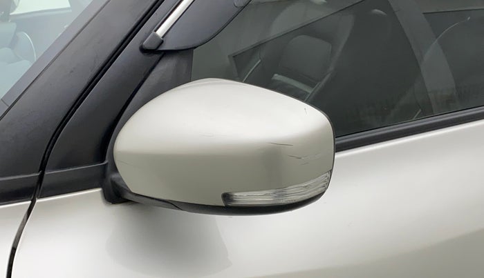 2018 Maruti Swift ZXI, Petrol, Manual, 30,652 km, Left rear-view mirror - Minor scratches