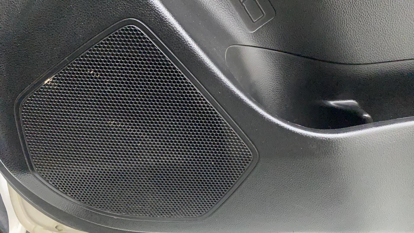 2018 Maruti Swift ZXI, Petrol, Manual, 30,652 km, Speaker