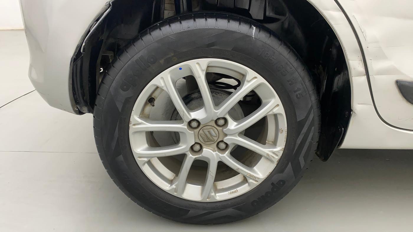 2018 Maruti Swift ZXI, Petrol, Manual, 30,652 km, Right Rear Wheel