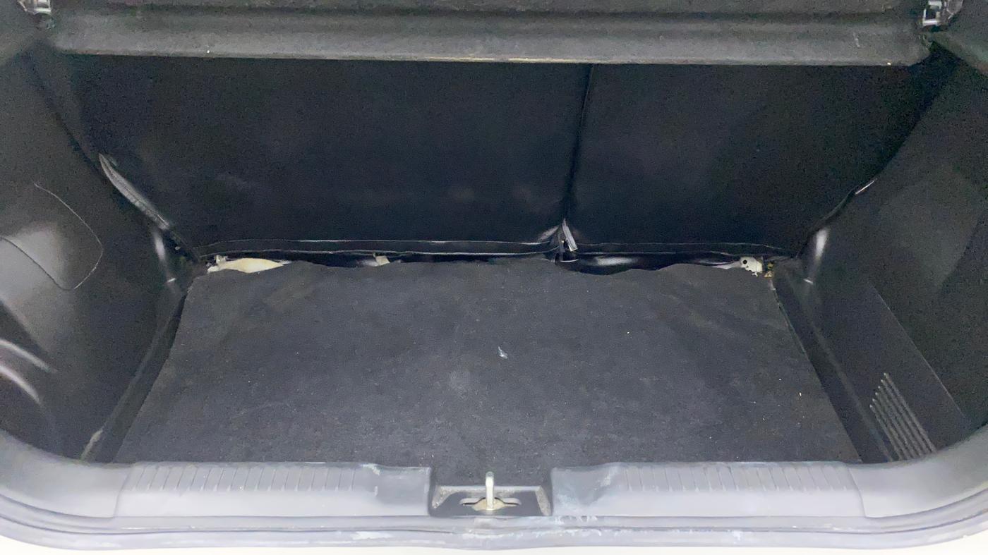 2018 Maruti Swift ZXI, Petrol, Manual, 30,652 km, Boot Inside