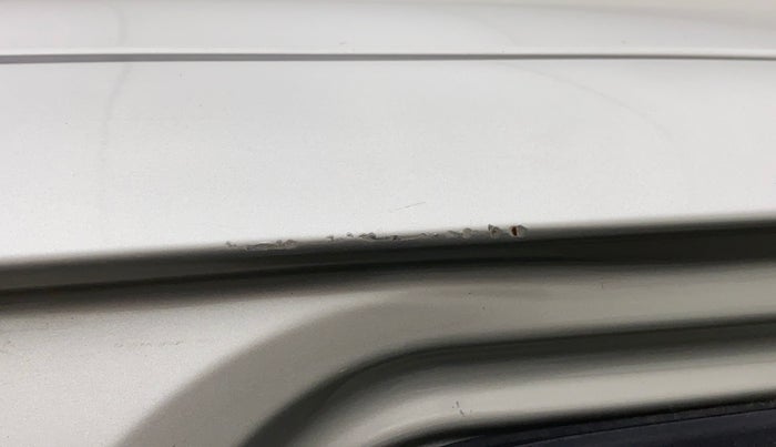 2018 Maruti Swift ZXI, Petrol, Manual, 30,652 km, Right B pillar - Minor scratches