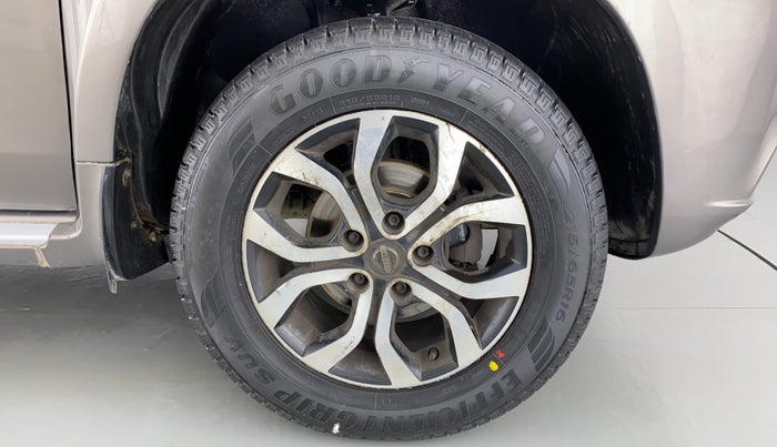 2015 Nissan Terrano XL OPT 85 PS, Diesel, Manual, 57,460 km, Right Front Wheel