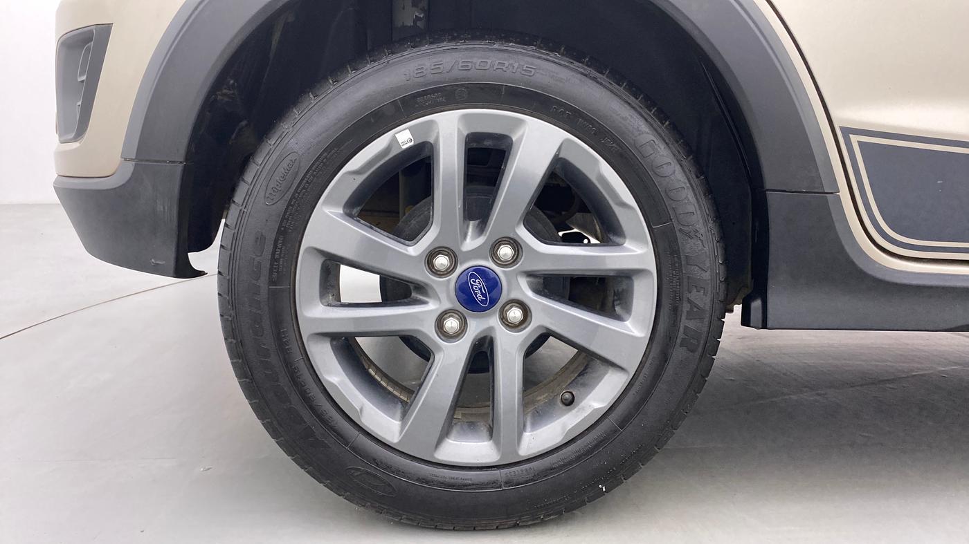 2018 Ford FREESTYLE TITANIUM 1.2 TI-VCT MT, Petrol, Manual, 16,909 km, Right Rear Wheel