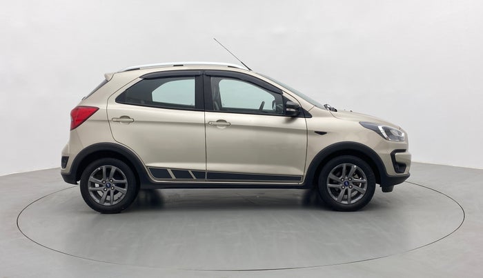 2018 Ford FREESTYLE TITANIUM 1.2 TI-VCT MT, Petrol, Manual, 16,909 km, Right Side View