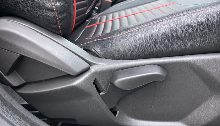 2018 Ford FREESTYLE TITANIUM 1.2 TI-VCT MT, Petrol, Manual, 16,909 km, Driver Side Adjustment Panel