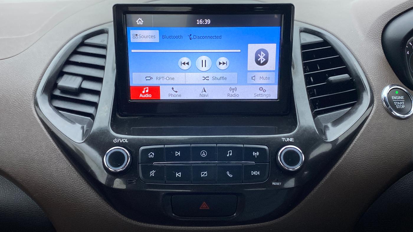 2018 Ford FREESTYLE TITANIUM 1.2 TI-VCT MT, Petrol, Manual, 16,909 km, Infotainment System