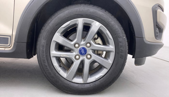 2018 Ford FREESTYLE TITANIUM 1.2 TI-VCT MT, Petrol, Manual, 16,909 km, Right Front Wheel