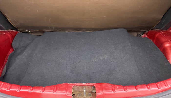2014 Hyundai Eon D-LITE+, Petrol, Manual, 64,607 km, Boot Inside
