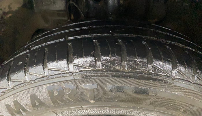 2022 Tata Tiago XM CNG, CNG, Manual, 89,816 km, Left Front Tyre Tread
